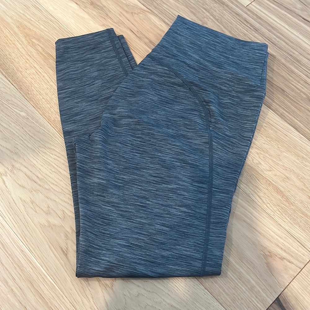 XL Outdoor Voices Flow/Freeform 7/8 Legging